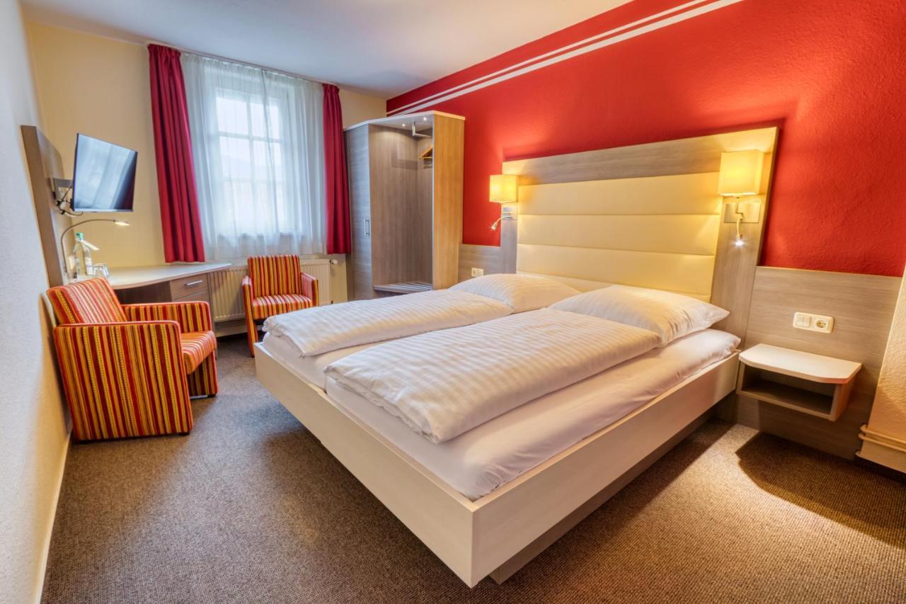 Hotel Goldene Krone กอสลาร์ ภายนอก รูปภาพ