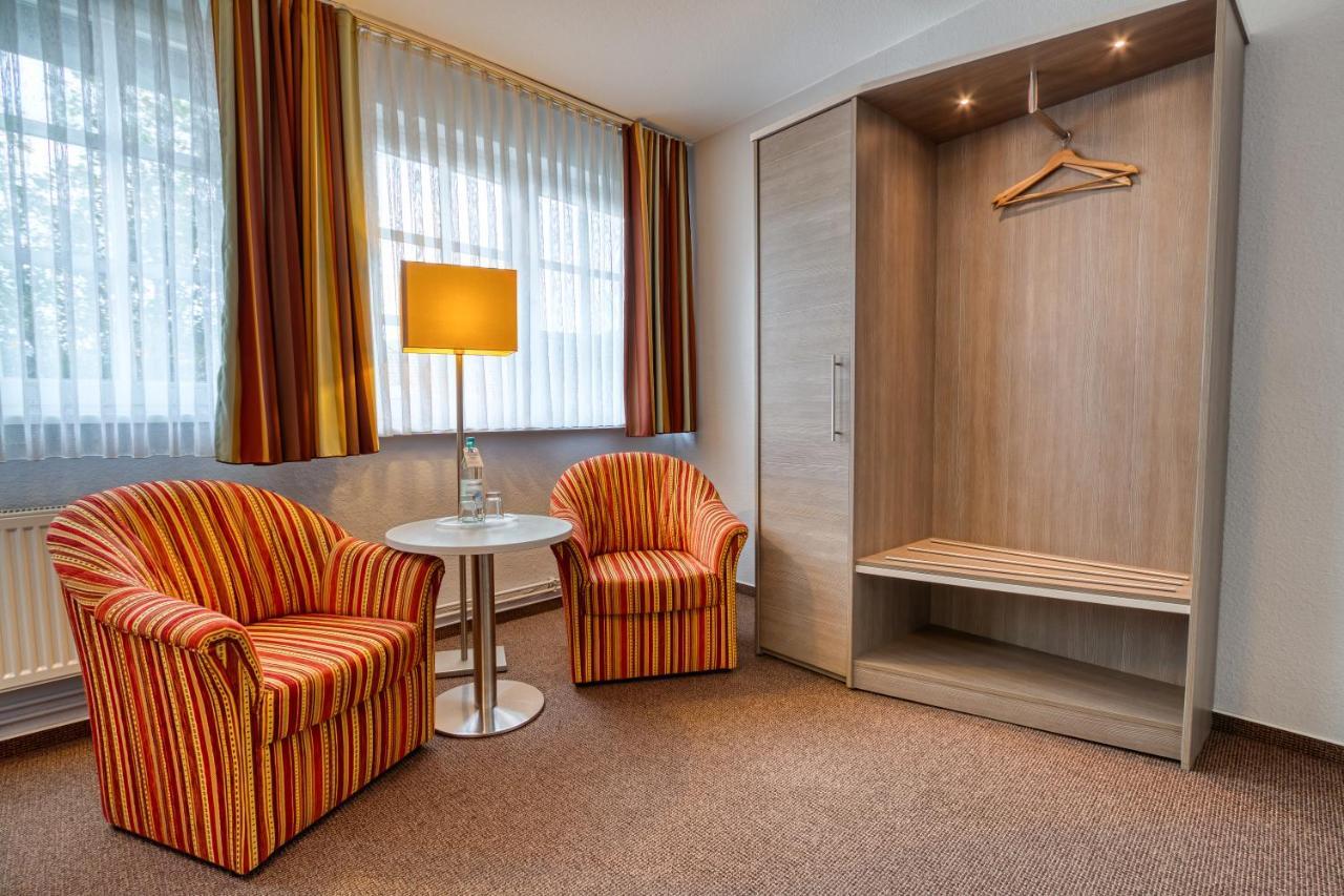 Hotel Goldene Krone กอสลาร์ ภายนอก รูปภาพ