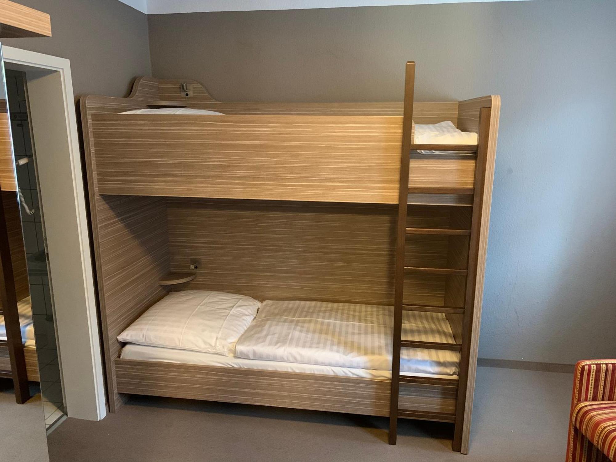 Hotel Goldene Krone กอสลาร์ ภายนอก รูปภาพ